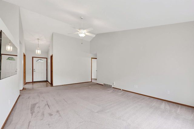5237 Summer Ridge Drive, Madison, WI 53704
