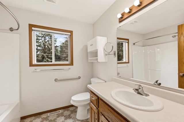 5237 Summer Ridge Drive, Madison, WI 53704