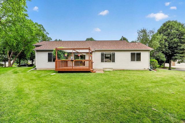 5237 Summer Ridge Drive, Madison, WI 53704