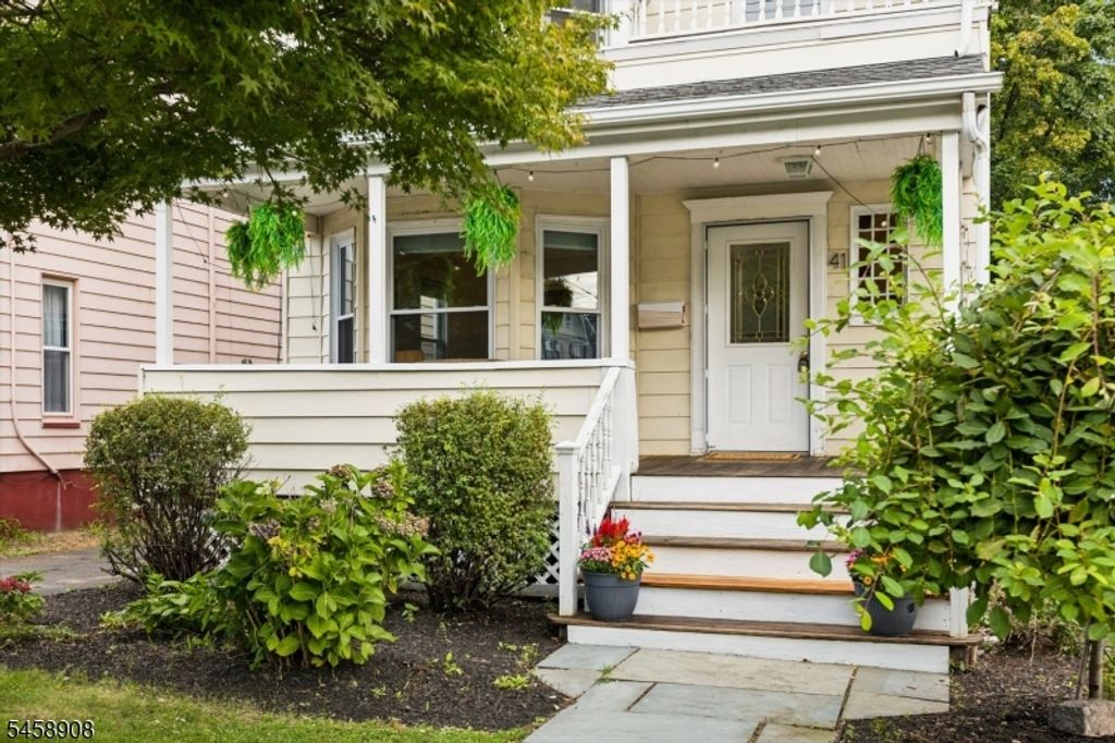 41 N Willow St, Montclair Twp., NJ 07042 — photo 2