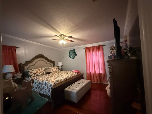 3722 HOLLY RD., Gilmer, TX 75644
