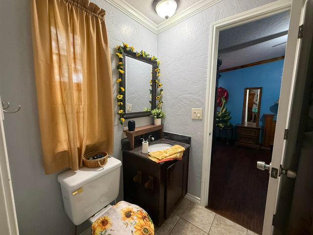 3722 HOLLY RD., Gilmer, TX 75644