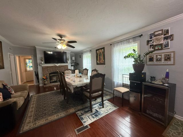 3722 HOLLY RD., Gilmer, TX 75644