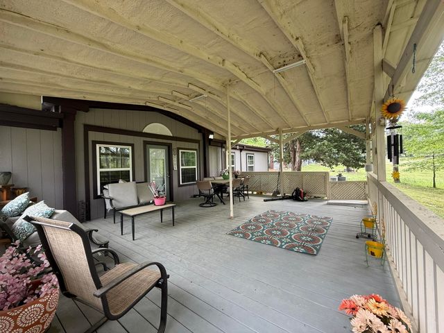 3722 HOLLY RD., Gilmer, TX 75644