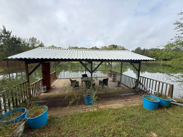 3722 HOLLY RD., Gilmer, TX 75644