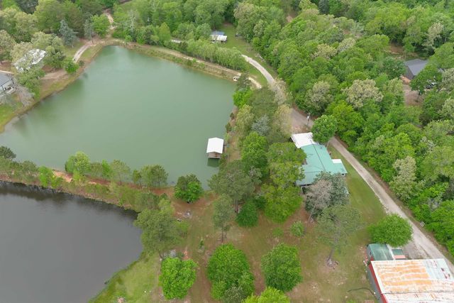 3722 HOLLY RD., Gilmer, TX 75644
