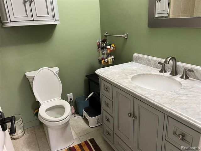 44131 Westminister Way, Canton, MI 48187