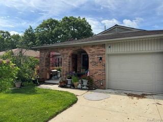 44131 Westminister Way, Canton, MI 48187