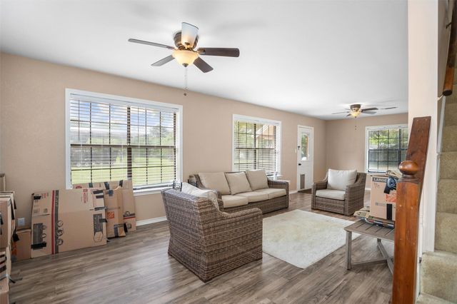 416 State Highway 21 E, Crockett, TX 75835