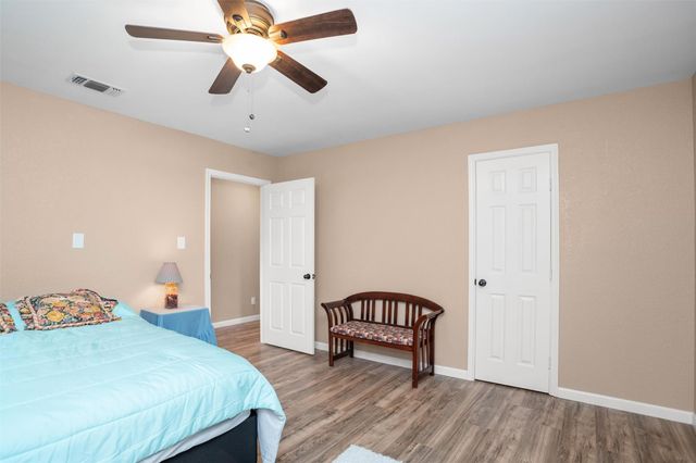 416 State Highway 21 E, Crockett, TX 75835