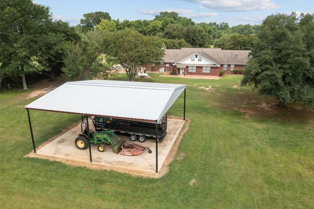 416 State Highway 21 E, Crockett, TX 75835
