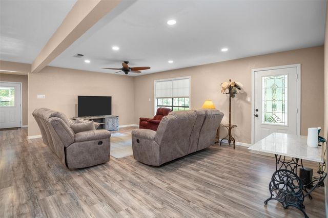 416 State Highway 21 E, Crockett, TX 75835