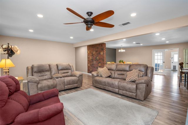 416 State Highway 21 E, Crockett, TX 75835