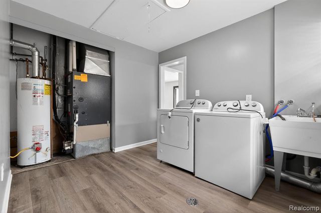 18570 Matthews Street, Riverview, MI 48193