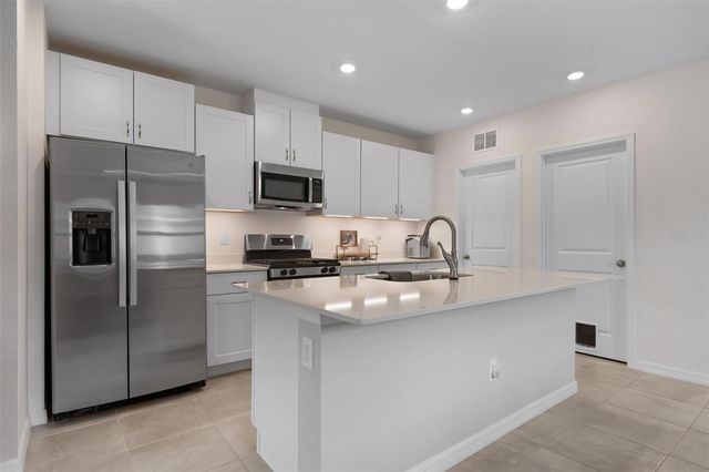 9108 TEQUILA SUNRISE DRIVE, Sarasota, FL 34241