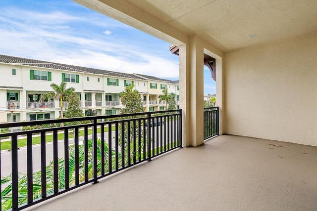 12760 Machiavelli Way, Palm Beach Gardens, FL 33418