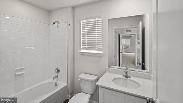 478 BUCKEYE DR, Shenandoah Junction, WV 25442