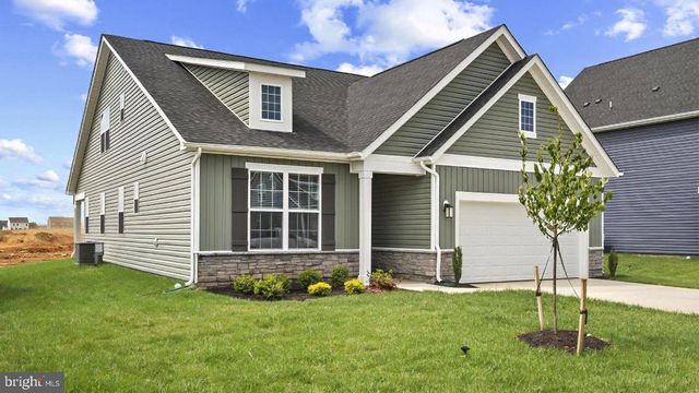478 BUCKEYE DR, Shenandoah Junction, WV 25442