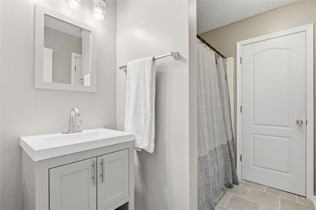 550 FOX CREEK Crossing, Woodstock, GA 30188