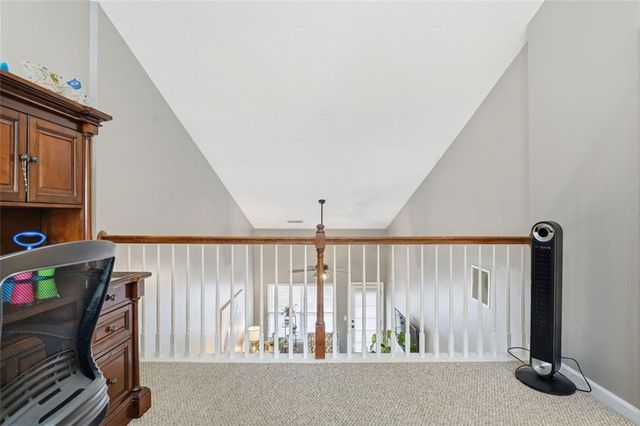 550 FOX CREEK Crossing, Woodstock, GA 30188