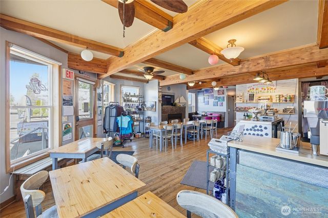 110 N 1st Street, La Conner, WA 98257