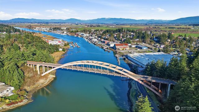 110 N 1st Street, La Conner, WA 98257