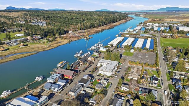 110 N 1st Street, La Conner, WA 98257