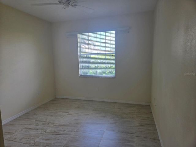 5282 FAR OAK CIRCLE, Sarasota, FL 34238