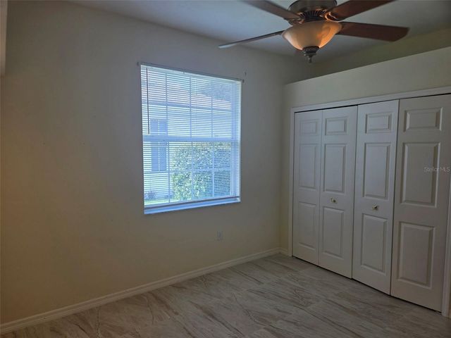 5282 FAR OAK CIRCLE, Sarasota, FL 34238