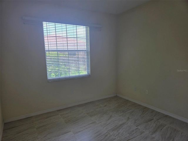 5282 FAR OAK CIRCLE, Sarasota, FL 34238