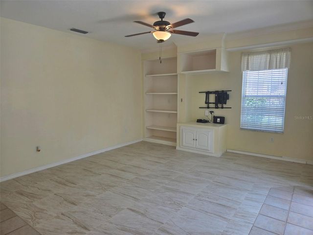 5282 FAR OAK CIRCLE, Sarasota, FL 34238