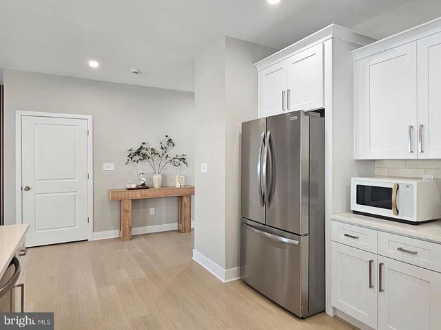 829 THIRD AVE, Croydon, PA 19021