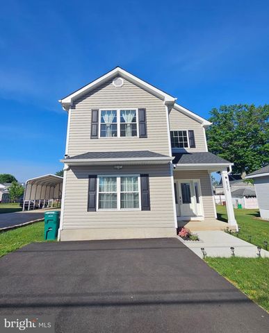 829 THIRD AVE, Croydon, PA 19021