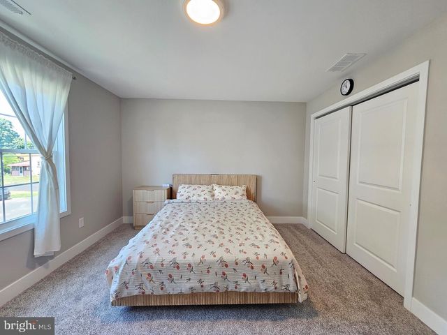 829 THIRD AVE, Croydon, PA 19021