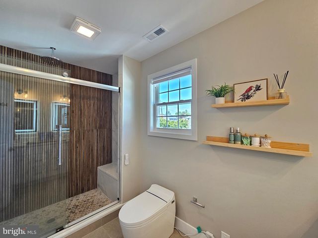 829 THIRD AVE, Croydon, PA 19021