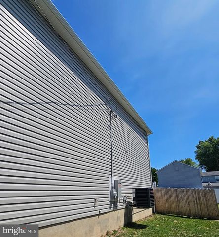 829 THIRD AVE, Croydon, PA 19021