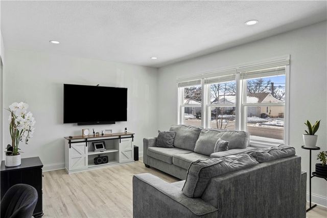 3121 S 47th Street, Kansas City, KS 66106