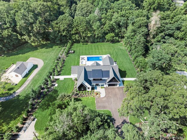 53 Stony Hollow Road, Centerport, NY 11721