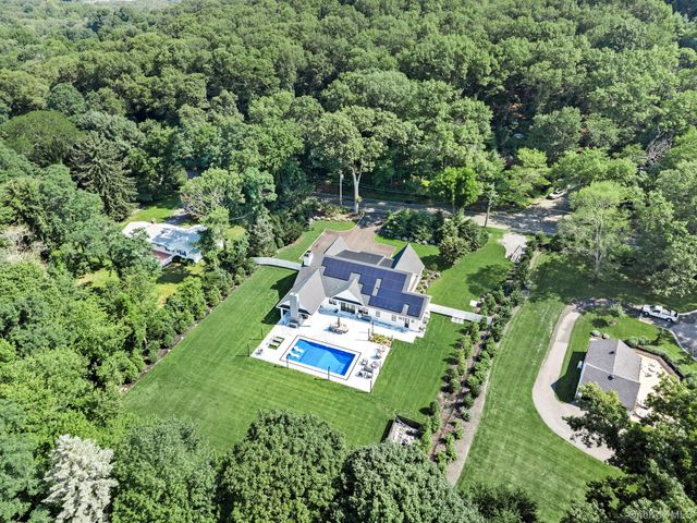 53 Stony Hollow Road, Centerport, NY 11721