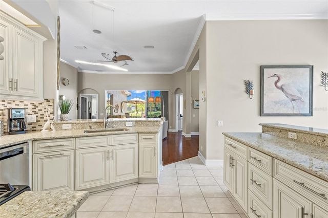 8622 51ST TERRACE E, Bradenton, FL 34211