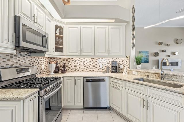 8622 51ST TERRACE E, Bradenton, FL 34211