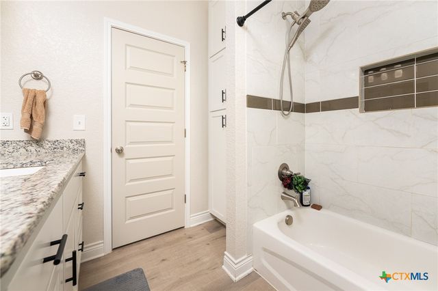 1001 County Road 3152, Kempner, TX 76539