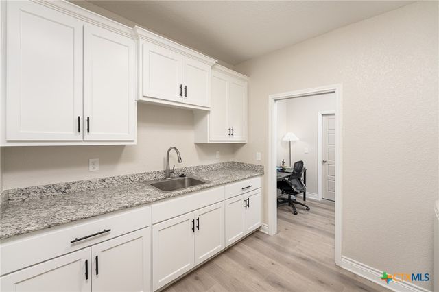 1001 County Road 3152, Kempner, TX 76539