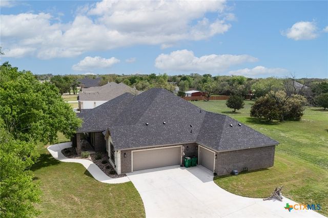 1001 County Road 3152, Kempner, TX 76539