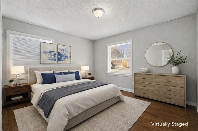 7121 WOODLAND Avenue, Kansas City, MO 64132