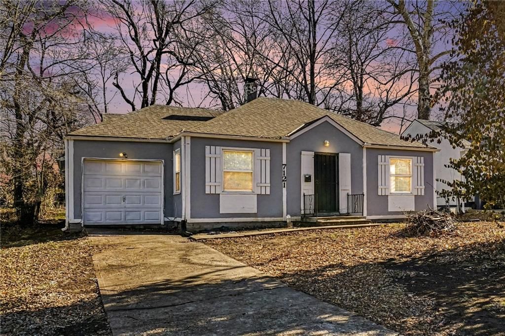7121 WOODLAND Avenue, Kansas City, MO 64132