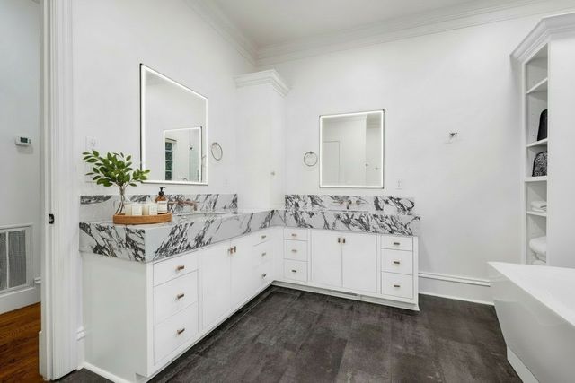 4421 Wayland Dr, Nashville, TN 37215