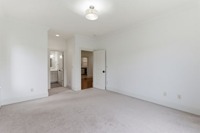 4421 Wayland Dr, Nashville, TN 37215