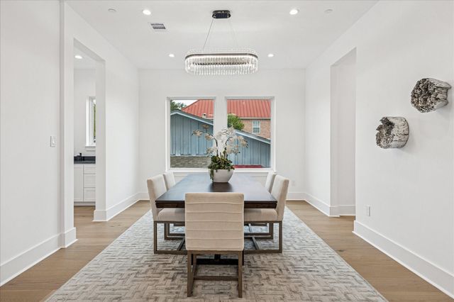 4509 Mimosa Drive, Bellaire, TX 77401