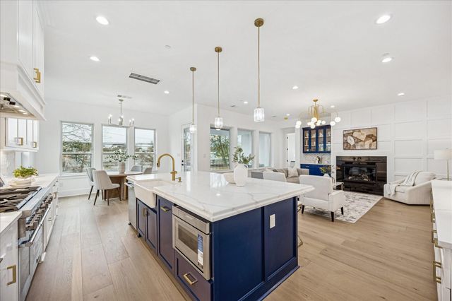 4509 Mimosa Drive, Bellaire, TX 77401